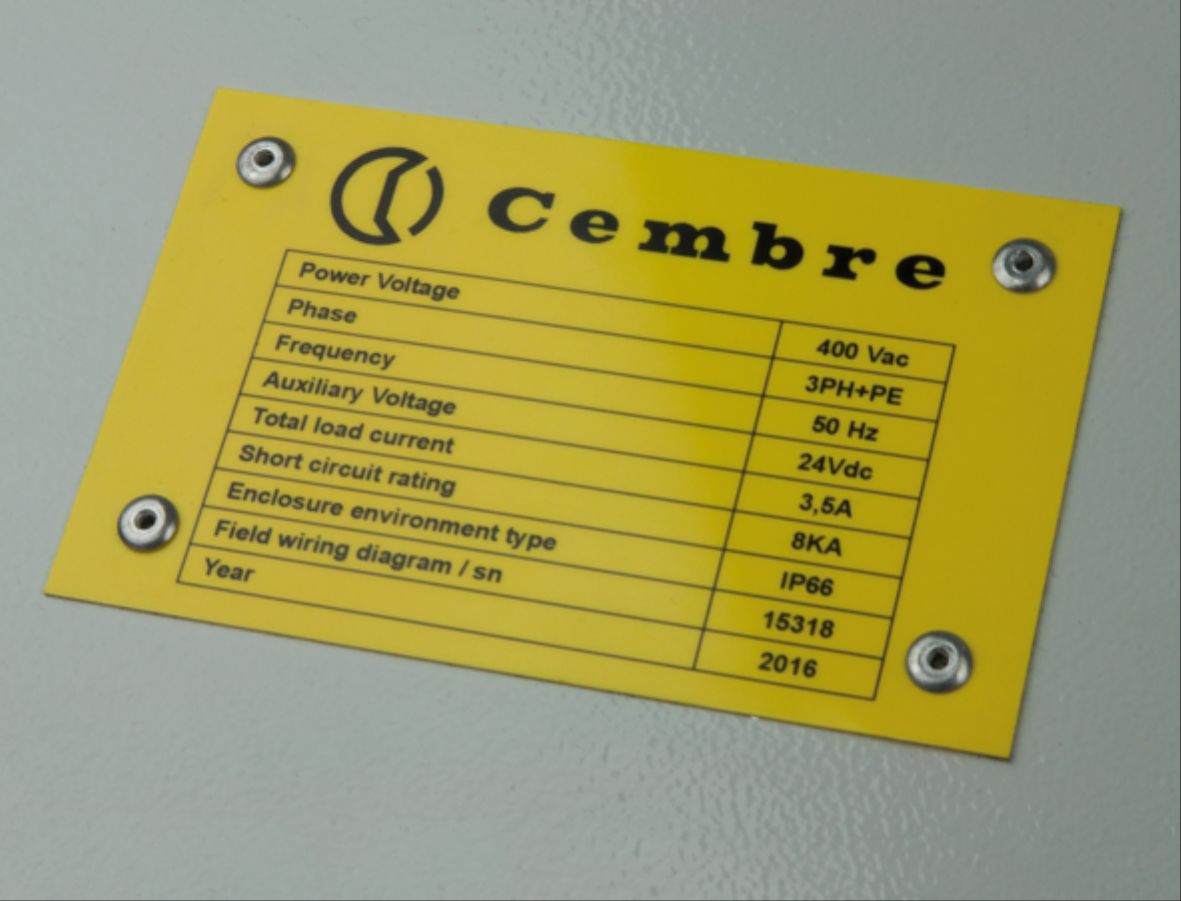 MG-VRT-RH带孔方形板